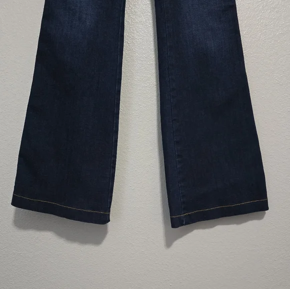 Spanx Flared Pull On Demin Stretch Jeans Midnight Shade 32" Inseam - Picture 4 of 9